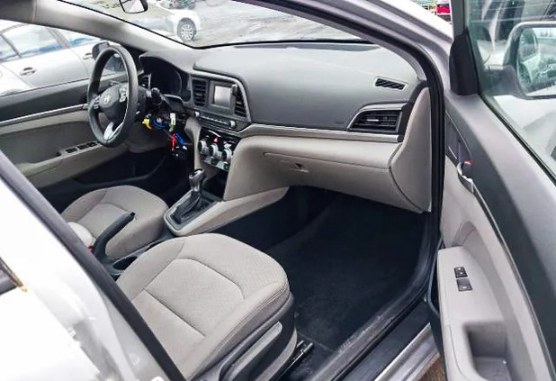 Hyundai Elantra cena 45000 przebieg: 55826, rok produkcji 2018 z Bobowa małe 154